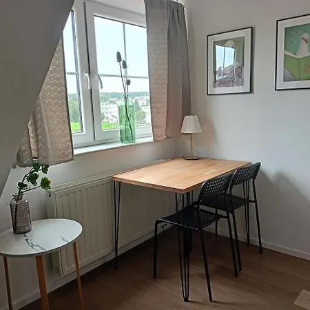 Albergue Lemuria Chojnowska A *