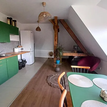 Lemuria Chojnowska A *