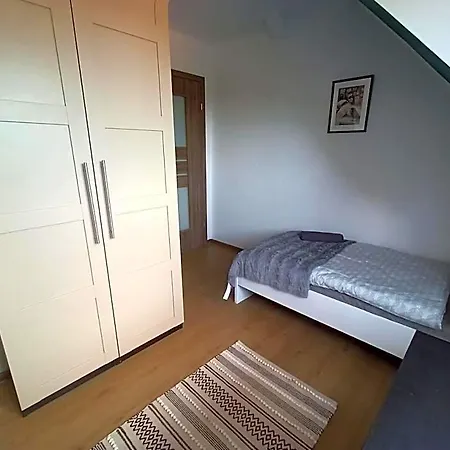 Lemuria Chojnowska A * Legnica