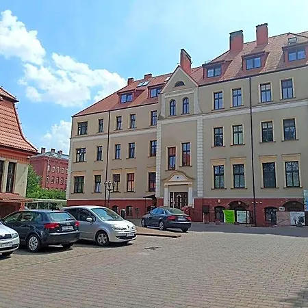 Vandrerhjem Lemuria Chojnowska A *