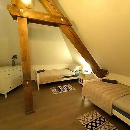Lemuria Chojnowska A *
